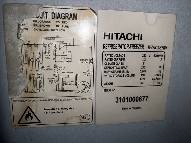 HITACHI fridge 4