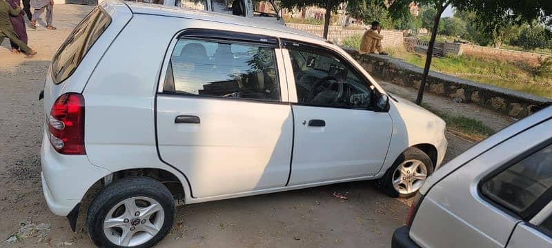 Suzuki Alto 2012 3