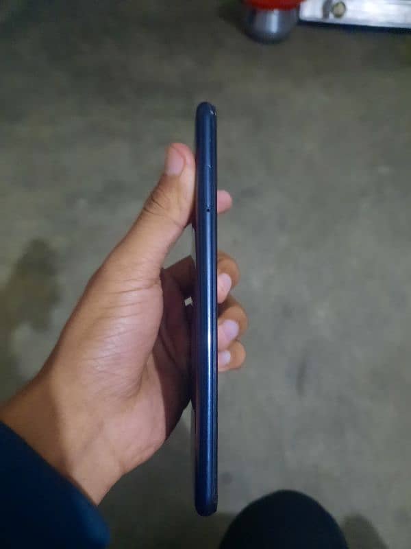 infinix hot 10 urgent sale 3