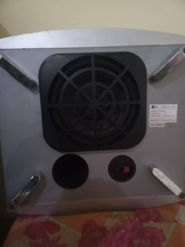 lg woofer and sapeekr 1