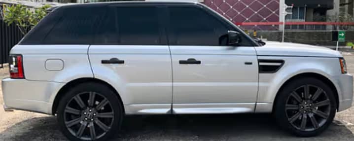 RANG ROVER SUPER CHARGE FULL OPTION 3