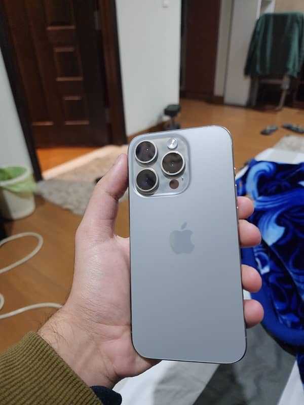 iphone 15 pro 0