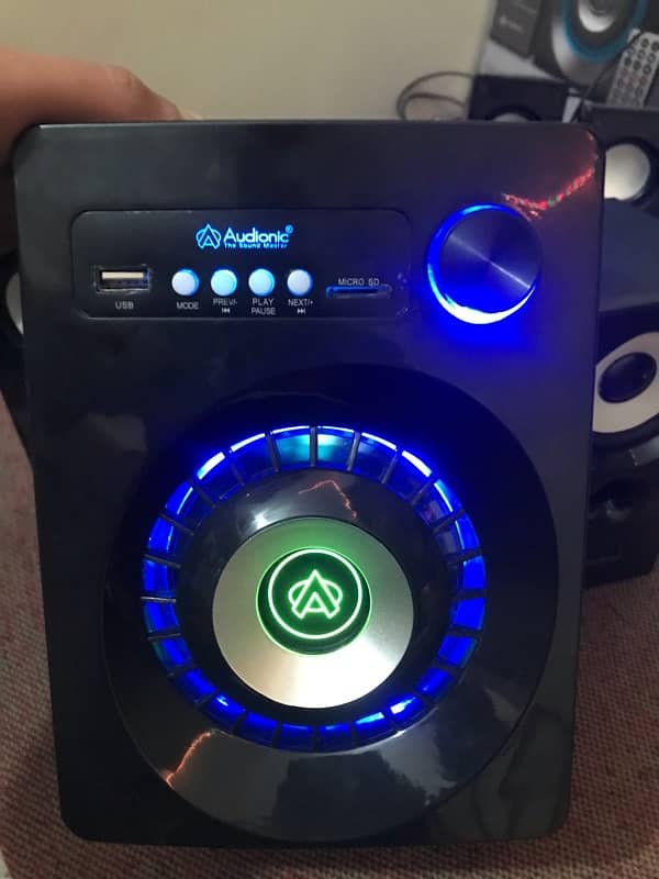 AUDIONOC home threator only box open he 2speaker/woffer he 2