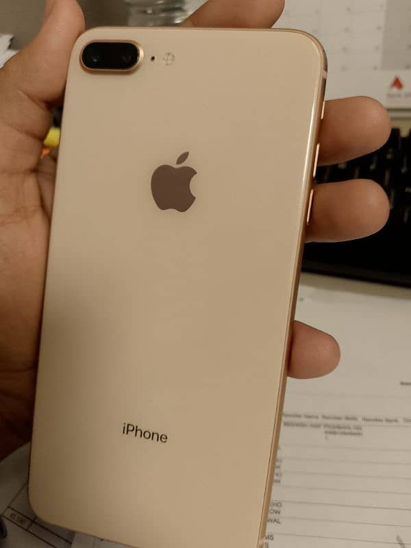 Iphone 8plus mint condition 10/10, box Wala phone he,100% geniune 1