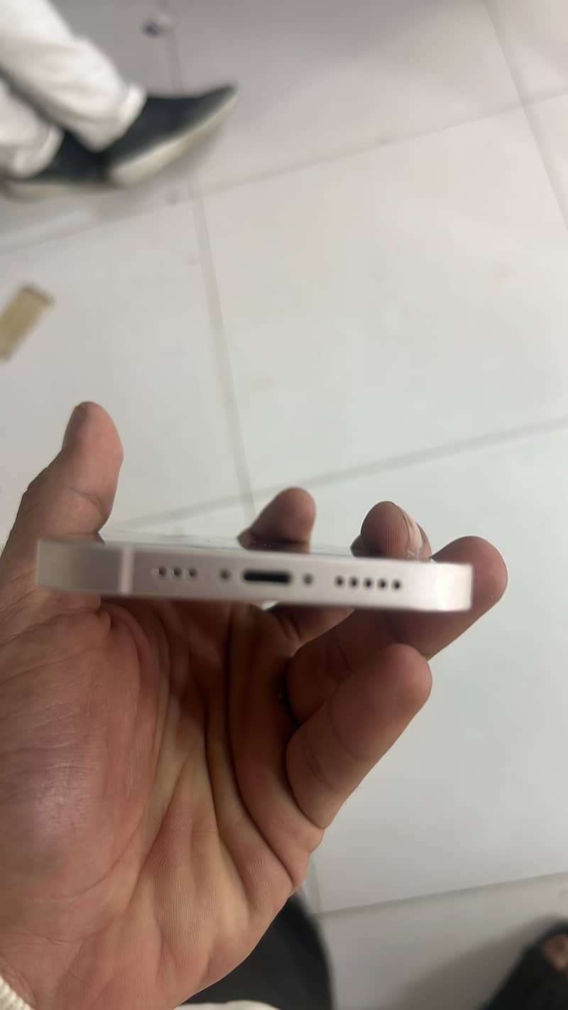 Apple iPhone 13 128gb pta approved 3