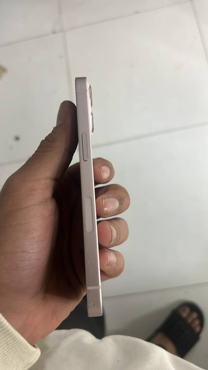 Apple iPhone 13 128gb pta approved 5