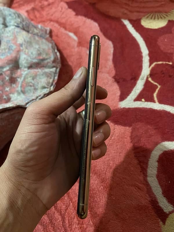 iPhone xs max pta approved 256gb 1