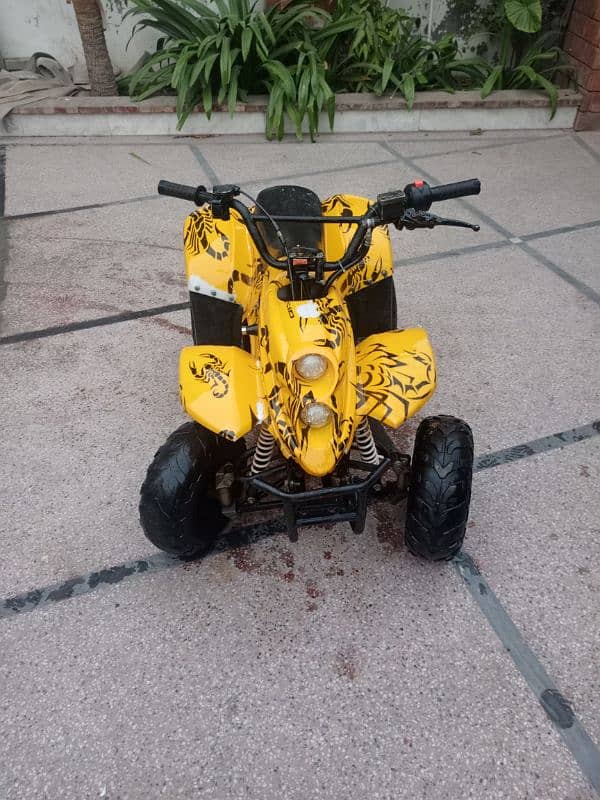 atv quad bike just like new 1