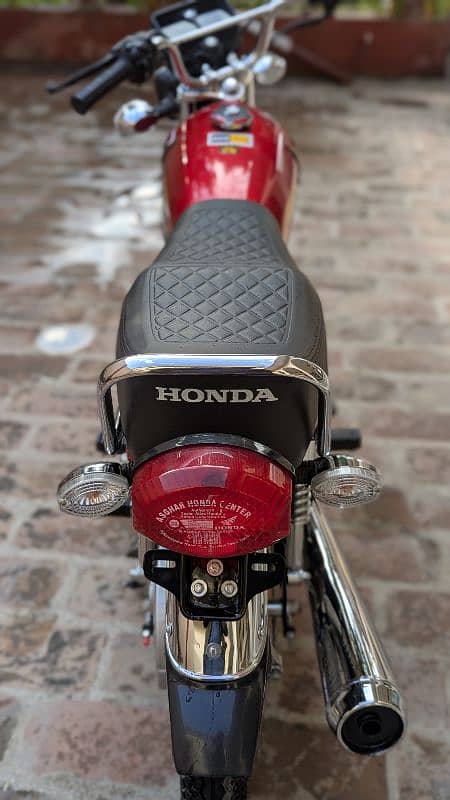 Honda 125 Gold edition 2