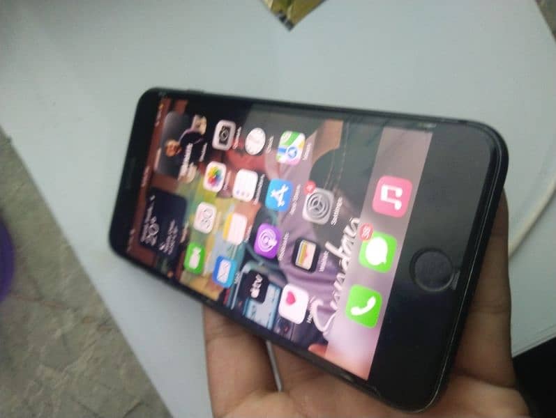 I phone 8 plus non PTA 0