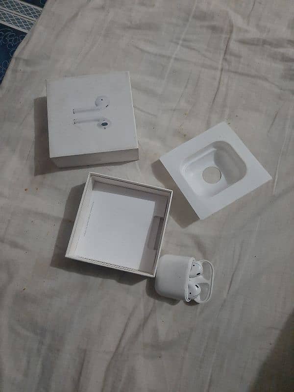 apple airpod 2nd generation 4