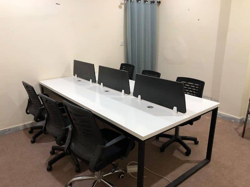 6 person work station available for sale in Hostel City 0