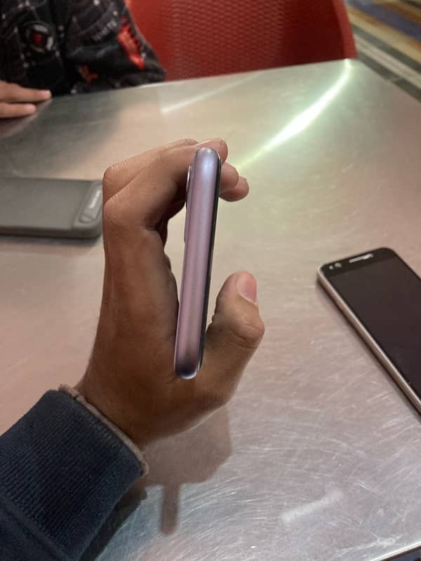 Iphone 11,64gb 5