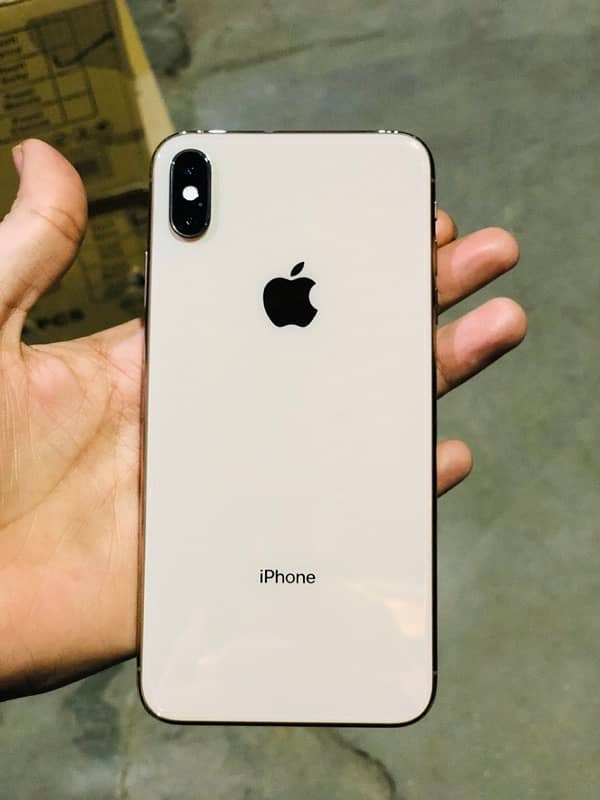 i phone xs max non pta 256 panal change he baki all ok he?03027264040 0