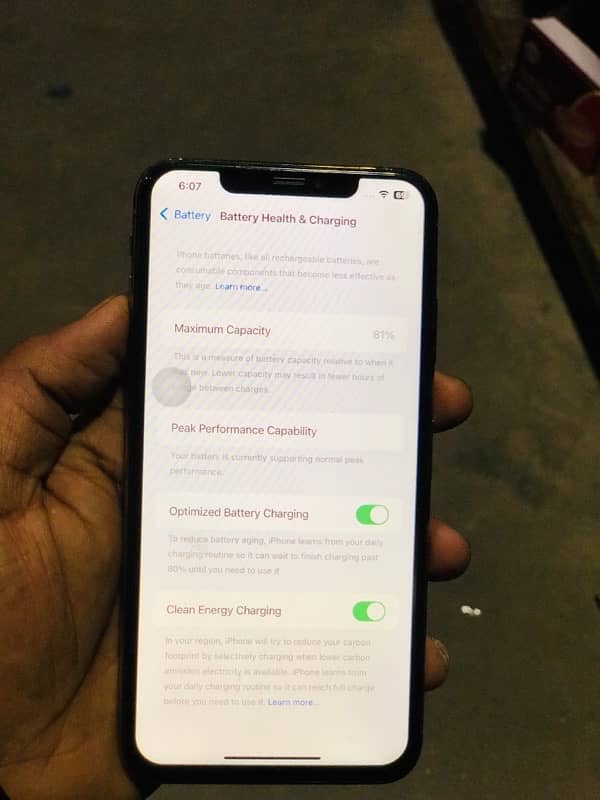 i phone xs max non pta 256 panal change he baki all ok he?03027264040 5