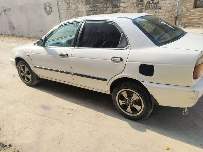 Suzuki Baleno 2000 3