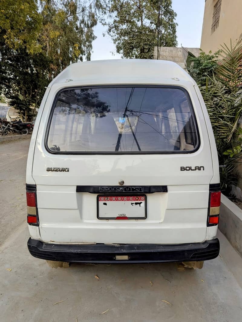 Suzuki Bolan Model 2004 White Color for Sale 3