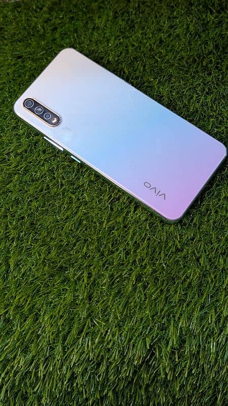 vivo s1 10/9.5 8gb ram 256gb rom 0