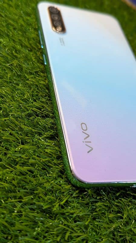 vivo s1 10/9.5 8gb ram 256gb rom 1