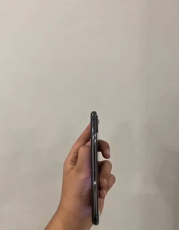 IPHONE X NON PTA 2