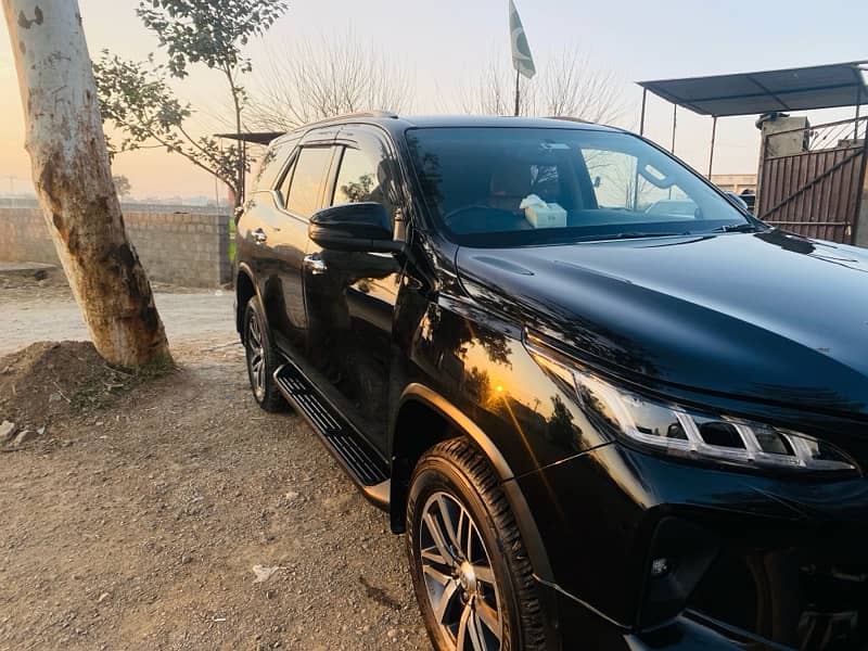 Toyota Fortuner 2019 3