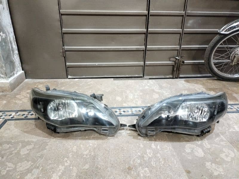 Corolla smoke head lights 2012 0