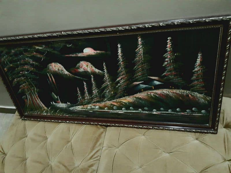 Beautifull wall hanging scenery with proper frame. 0