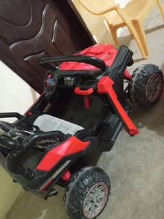 kids 4×4 jeep very good condition