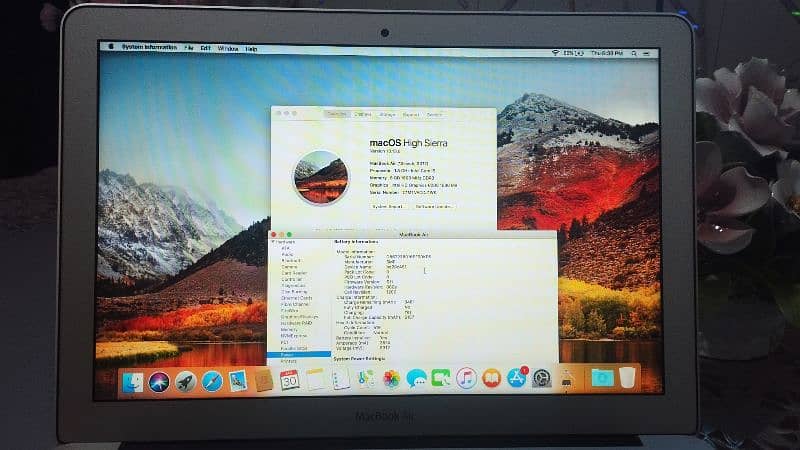 Macbook Air (2017 i5) mint condition 10