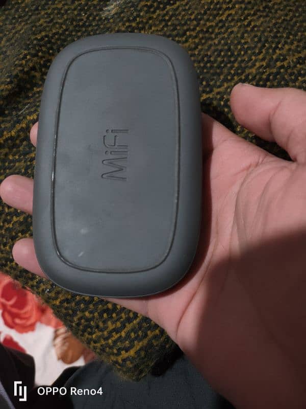 Verizon Mifi 8800 L 3