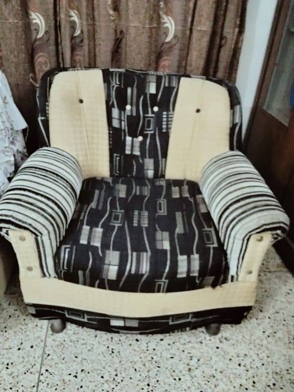 good condition sofa set 2