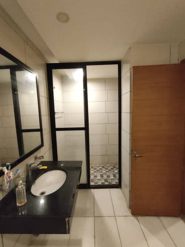 1 BED FURNISHED APARTMENT AVALIABLE FOR RENT IN BAHRIA HEIGHTS 1 3