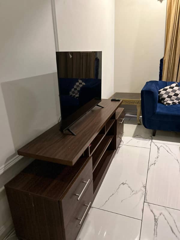 1 BED FURNISHED APARTMENT AVALIABLE FOR RENT IN BAHRIA HEIGHTS 1 10