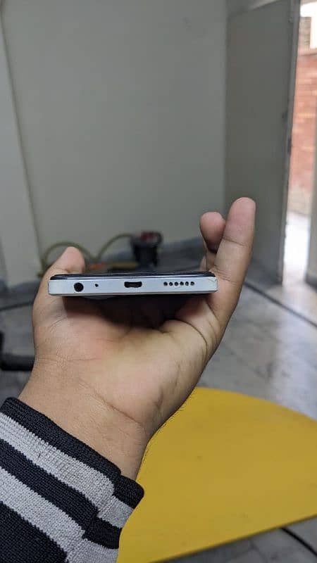 Infinix smart 7 (4/64) 1