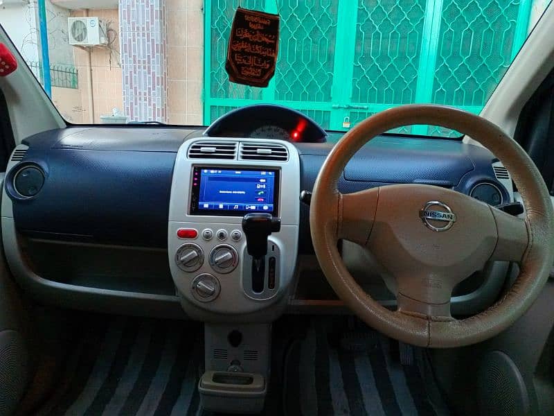 Nissan Otti 2010 9