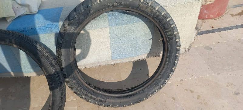 suzuki gs 150s frount and back tyre and tube argent sell 6