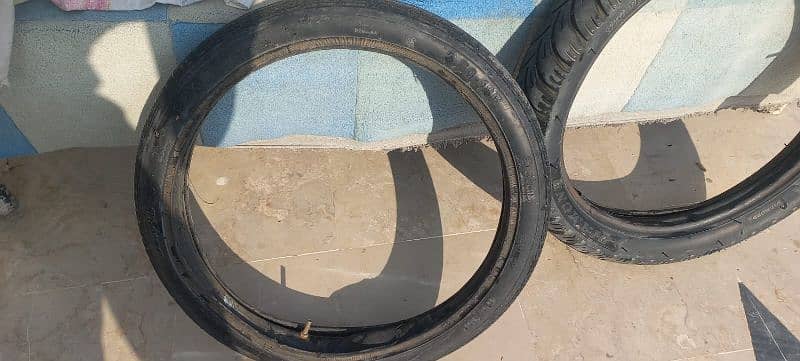 suzuki gs 150s frount and back tyre and tube argent sell 8