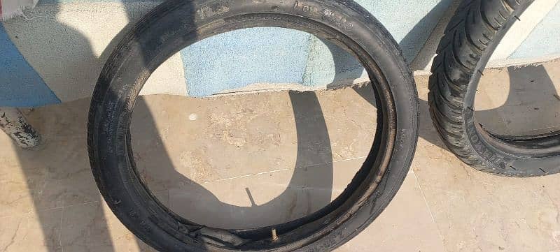 suzuki gs 150s frount and back tyre and tube argent sell 9