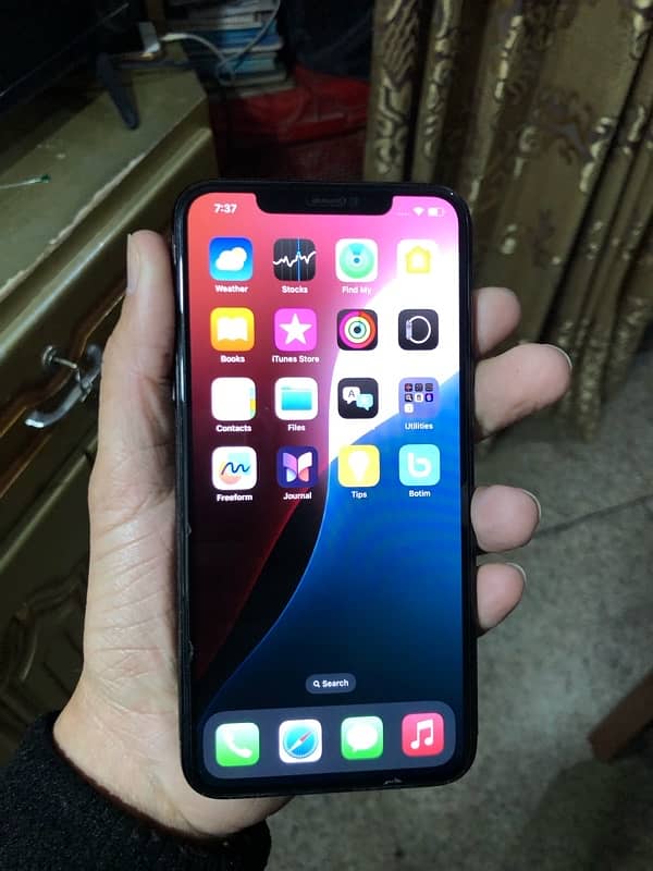 iphone 11 pro max 64Gb Factory Unlock 0