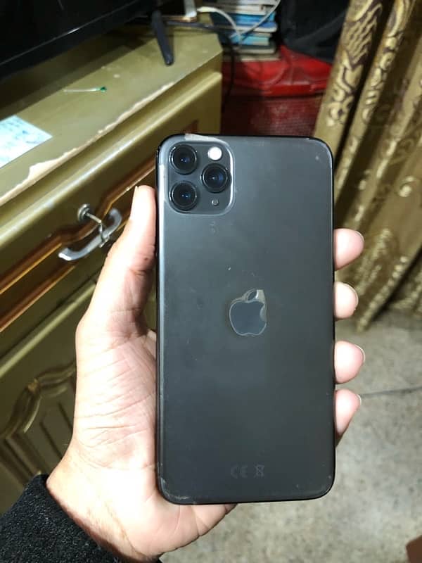 iphone 11 pro max 64Gb Factory Unlock 2