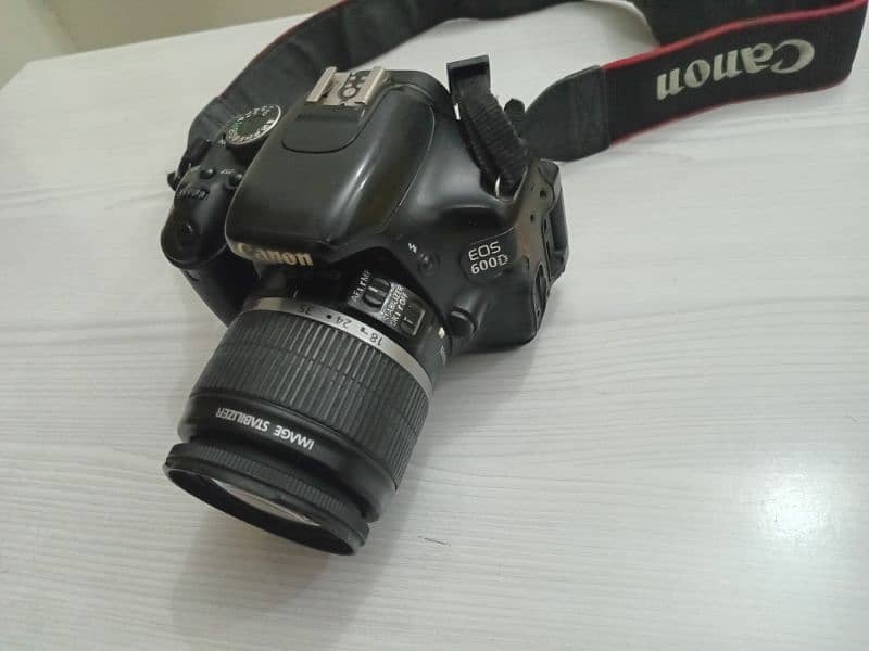 Canon 600D camera with 18-55 lens 1