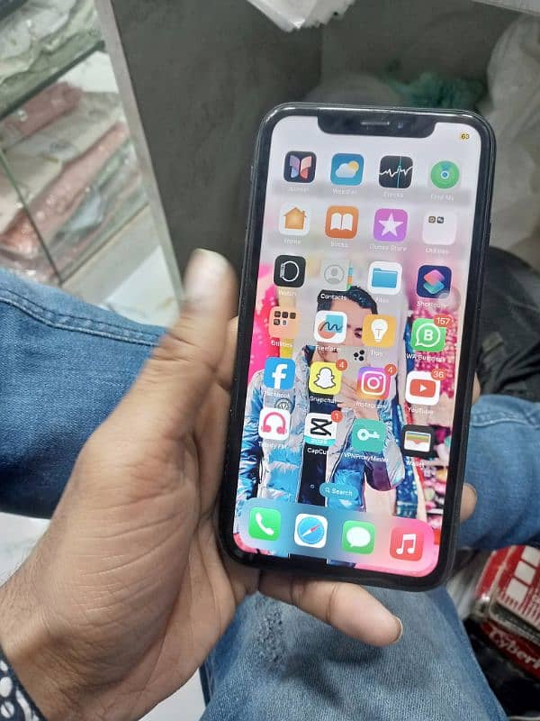 iphone xr 128gb non pta 4