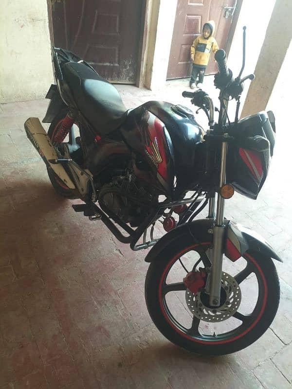 Honda CB150 Genuine Condition 2