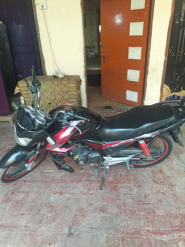 Honda CB150 Genuine Condition 3