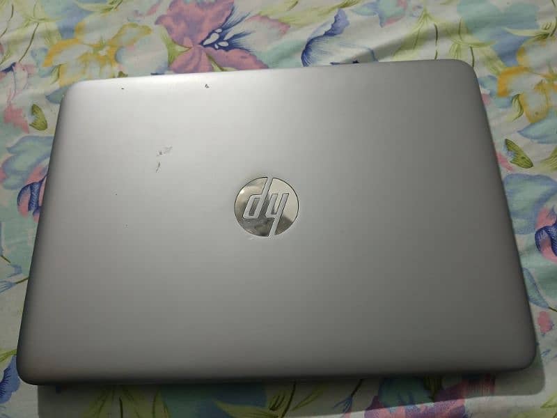 HP 820 G3 core i5, 6th generation 3