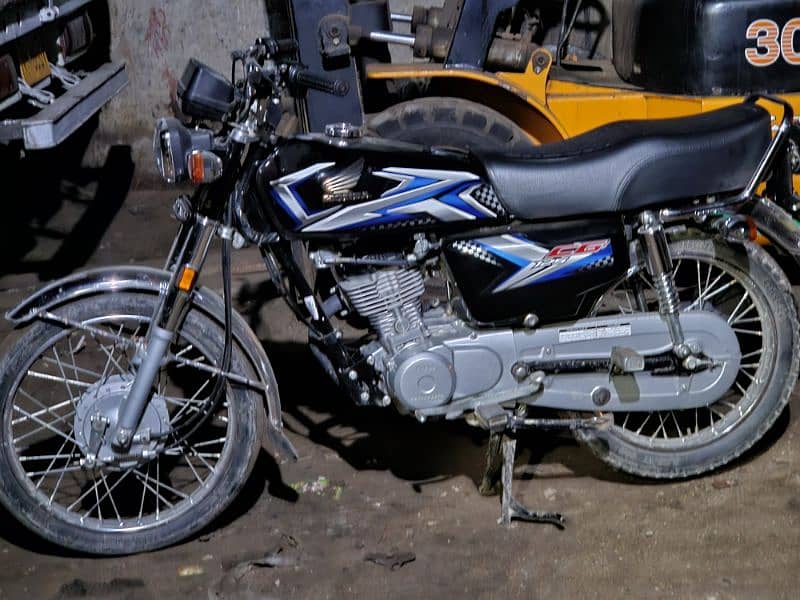 Honda CG 125 2025 6