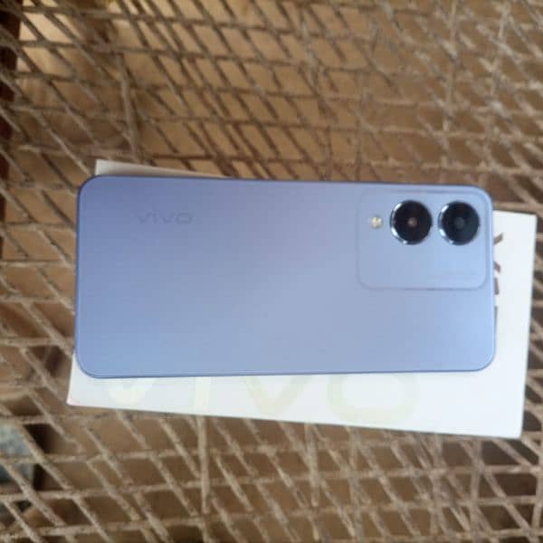 Vivo y17s good condition 10/10 7