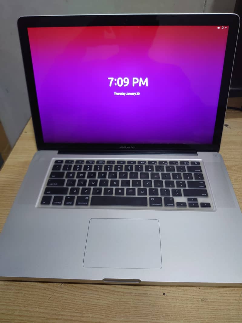 MacBook Pro i7 , 12GB RAM, 500GB HDD 0