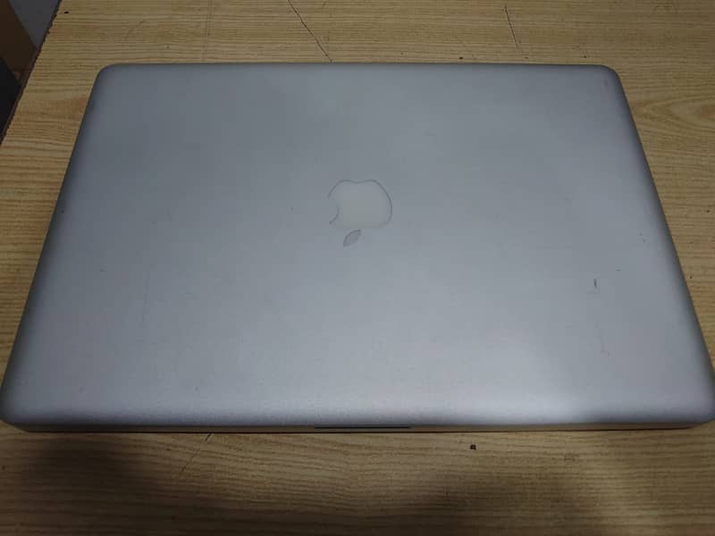 MacBook Pro i7 , 12GB RAM, 500GB HDD 5