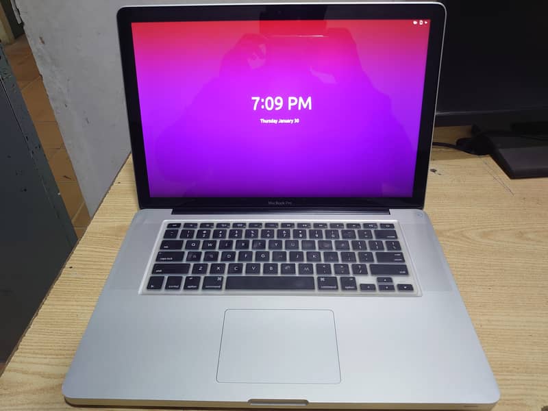 MacBook Pro i7 , 12GB RAM, 500GB HDD 6